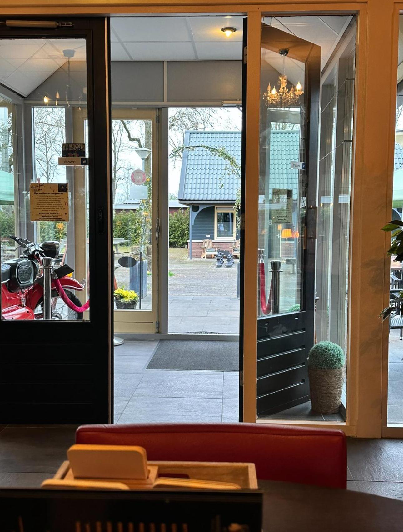 Gasterij Hotel Dennenoord Boxtel Extérieur photo